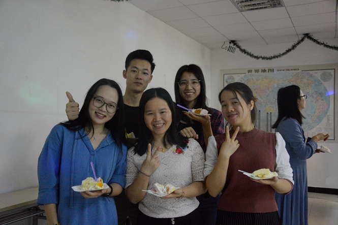 【生日篇】秋風(fēng)習習，感恩情意濃