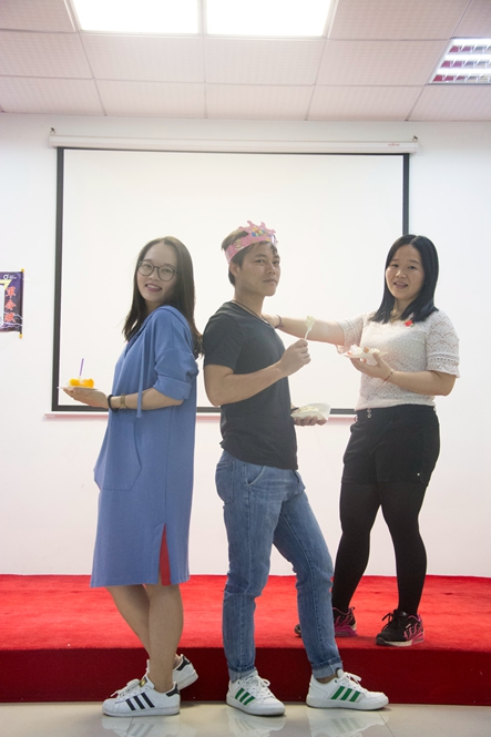 【生日篇】秋風(fēng)習習，感恩情意濃